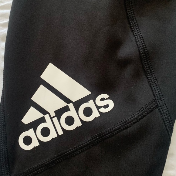 Adidas Capri Mid-Rise Training Leggings with Side Pocket - Picture 5 of 12